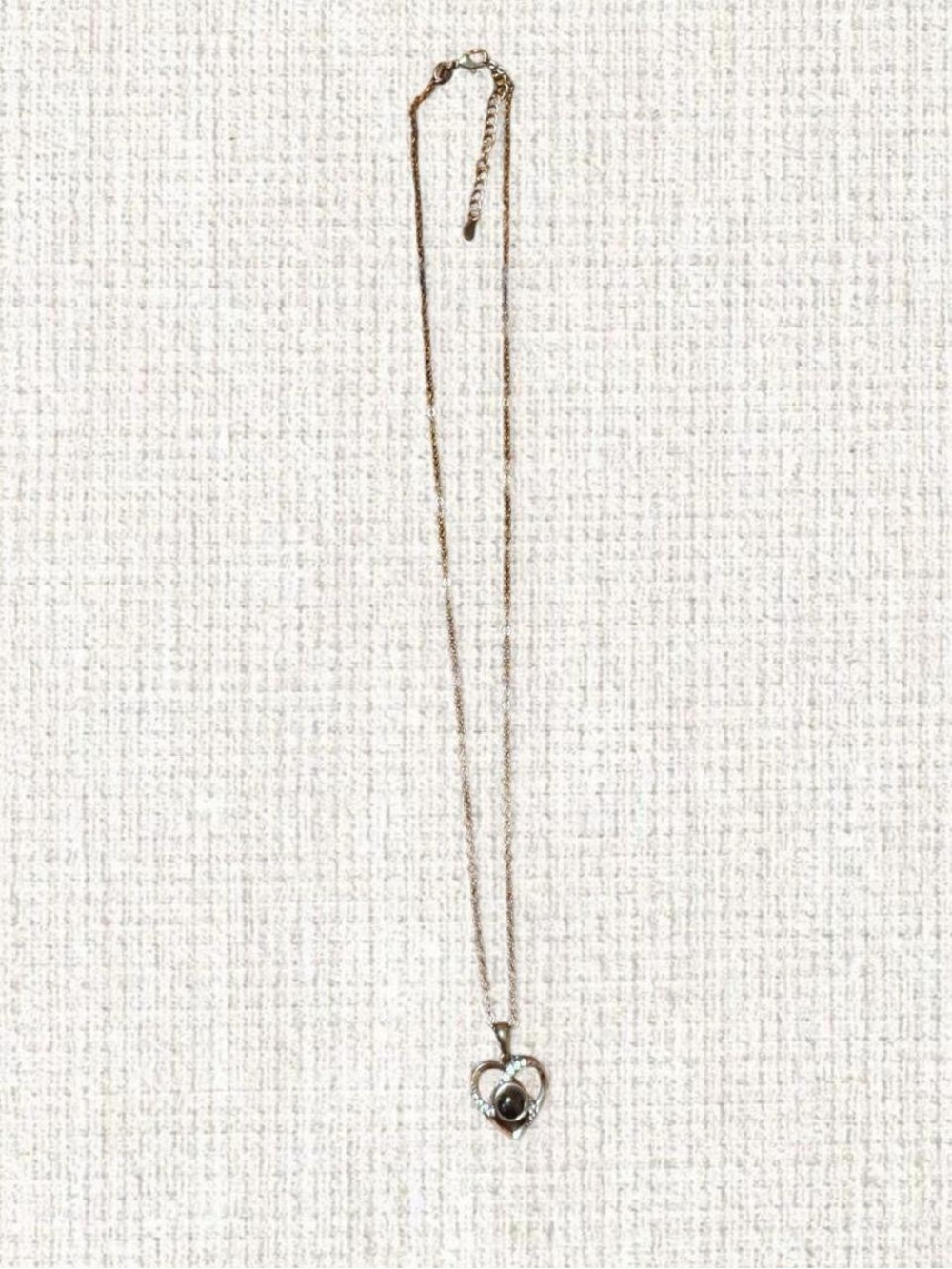 I Love You in 100 Languages Projection Heart Necklace - Picture 2 of 2